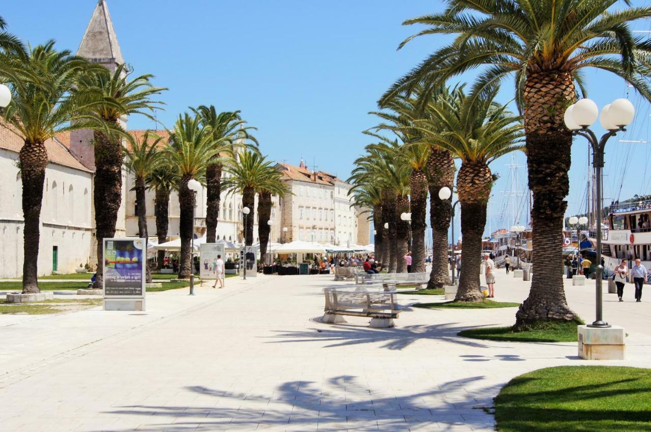 Apartments Mandaric Trogir Eksteriør billede