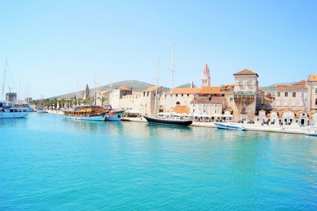 Apartments Mandaric Trogir Eksteriør billede