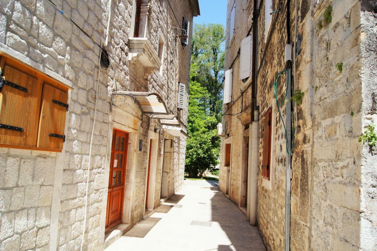 Apartments Mandaric Trogir Eksteriør billede