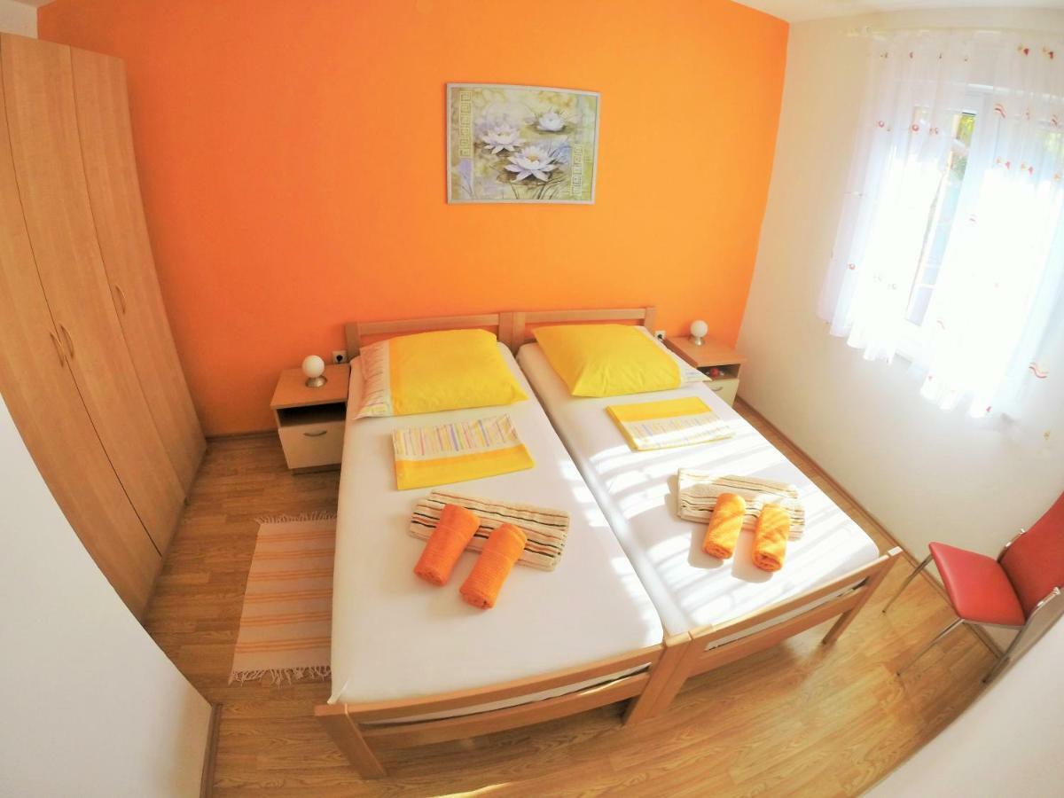 Apartments Mandaric Trogir Eksteriør billede